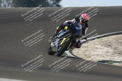 media/Nov-02-2025-Lets Ride (Sun) [[f7a3caa734]]/B Group/1220pm (Turn 2 Outside)/